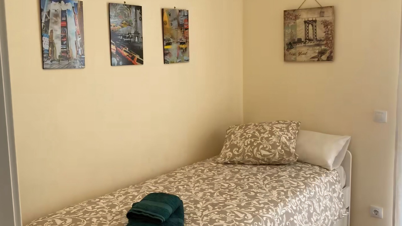 Photo of Bedroom in Abena
