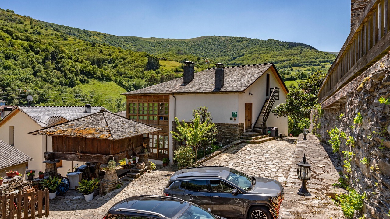 Photo of Outdoor in Cibuyo