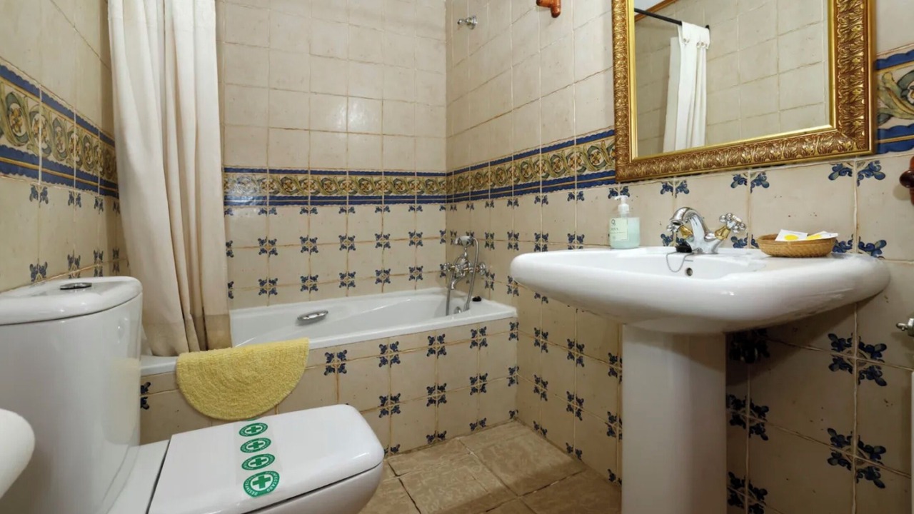 Photo of Bathroom in Almajano