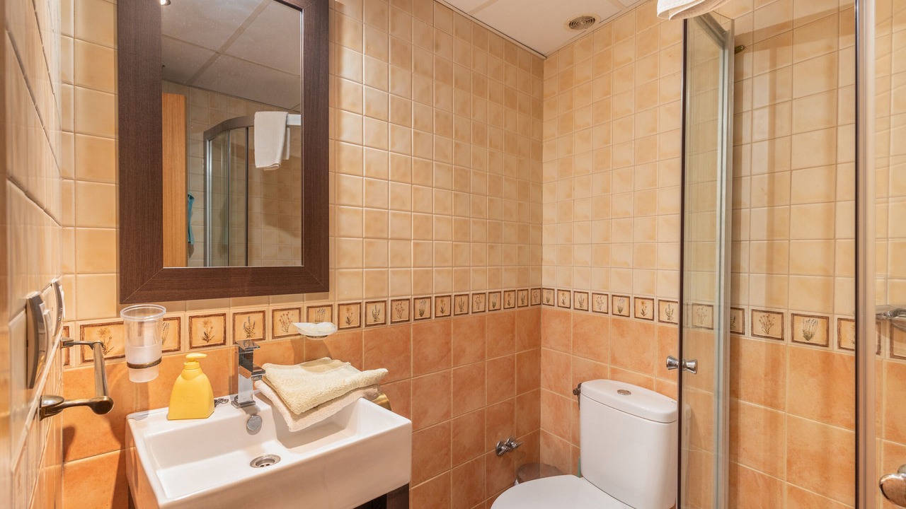 Photo of Bathroom in Maluenda
