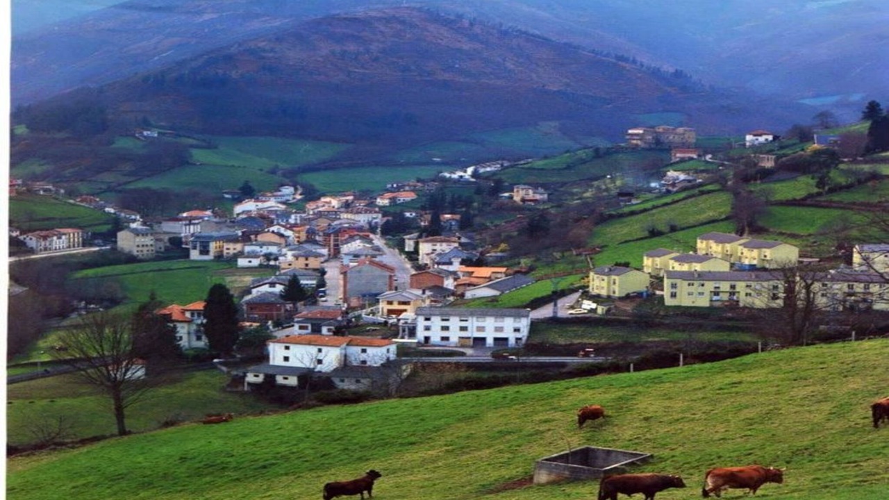 Photo of Others in Luarca