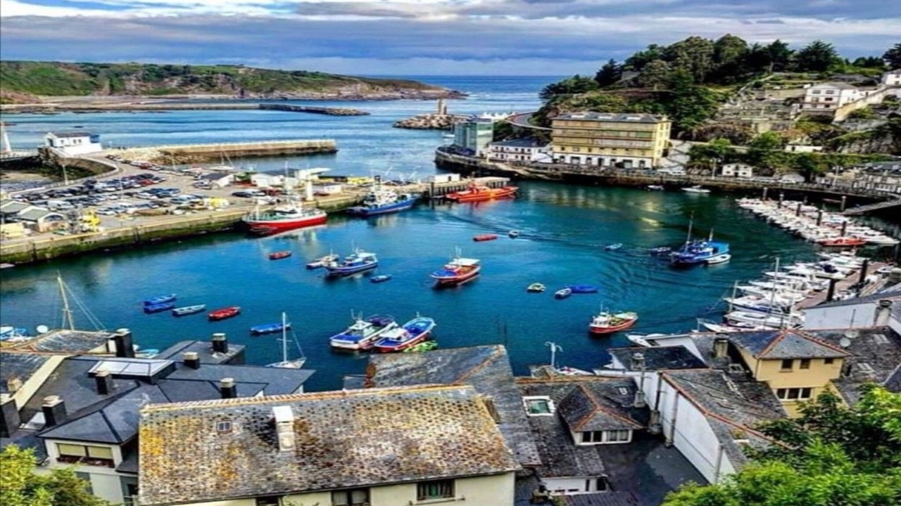 Photo of Others in Luarca