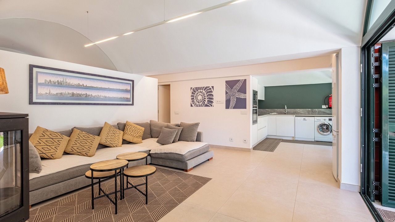Photo of Livingroom in Tamariu