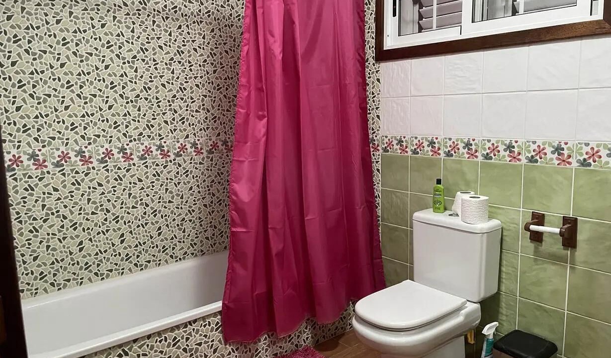 Photo of Bathroom in Abades
