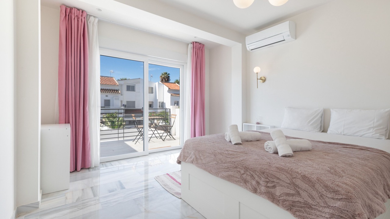 Photo of Bedroom in Guadalmar