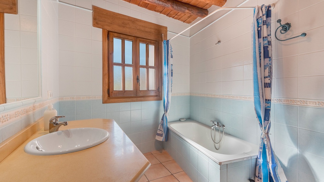 Photo of Bathroom in Castril