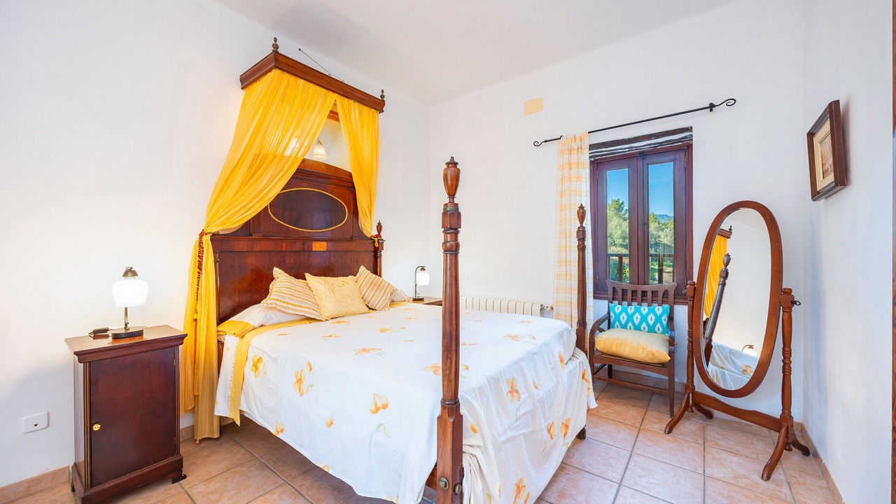 Photo of Bedroom in Puigpunyent