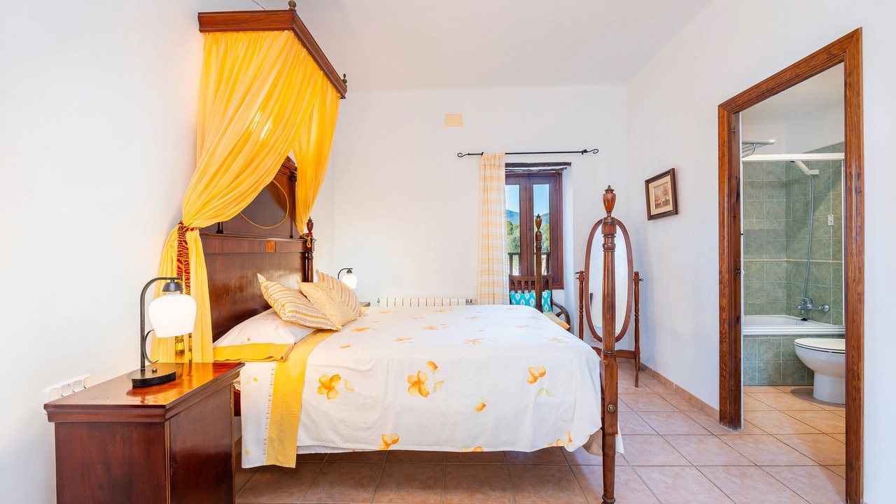 Photo of Bedroom in Puigpunyent