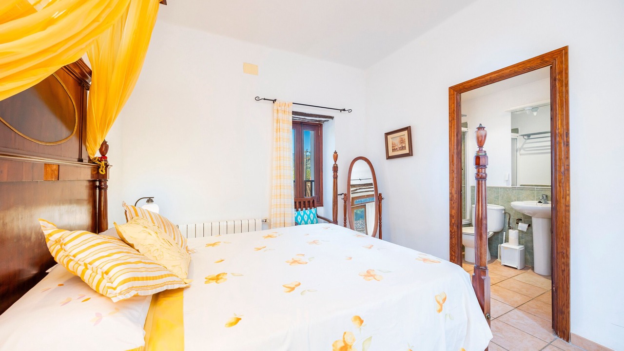Photo of Bedroom in Puigpunyent