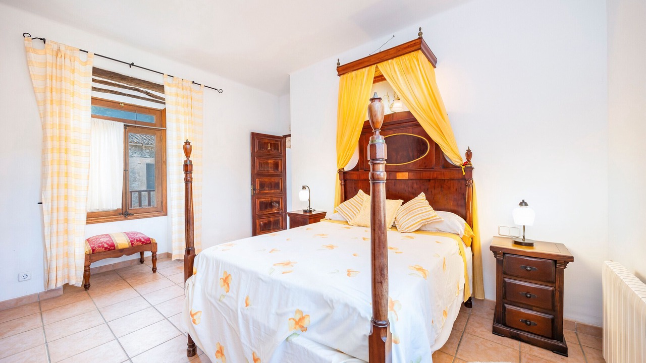 Photo of Bedroom in Puigpunyent
