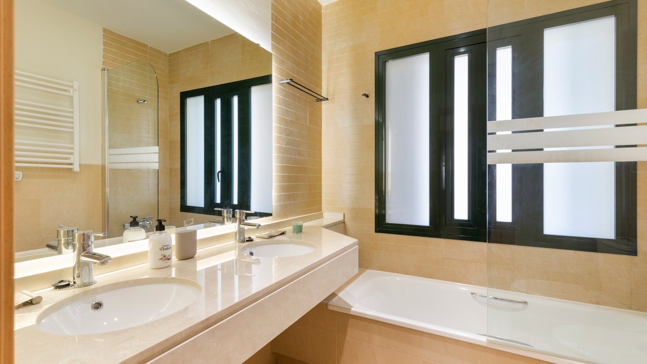 Photo of Bathroom in Corverica