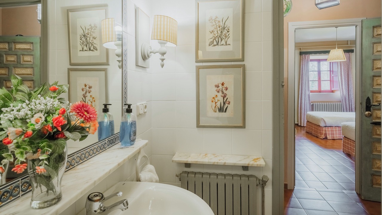 Photo of Bathroom in Moarves de Ojeda