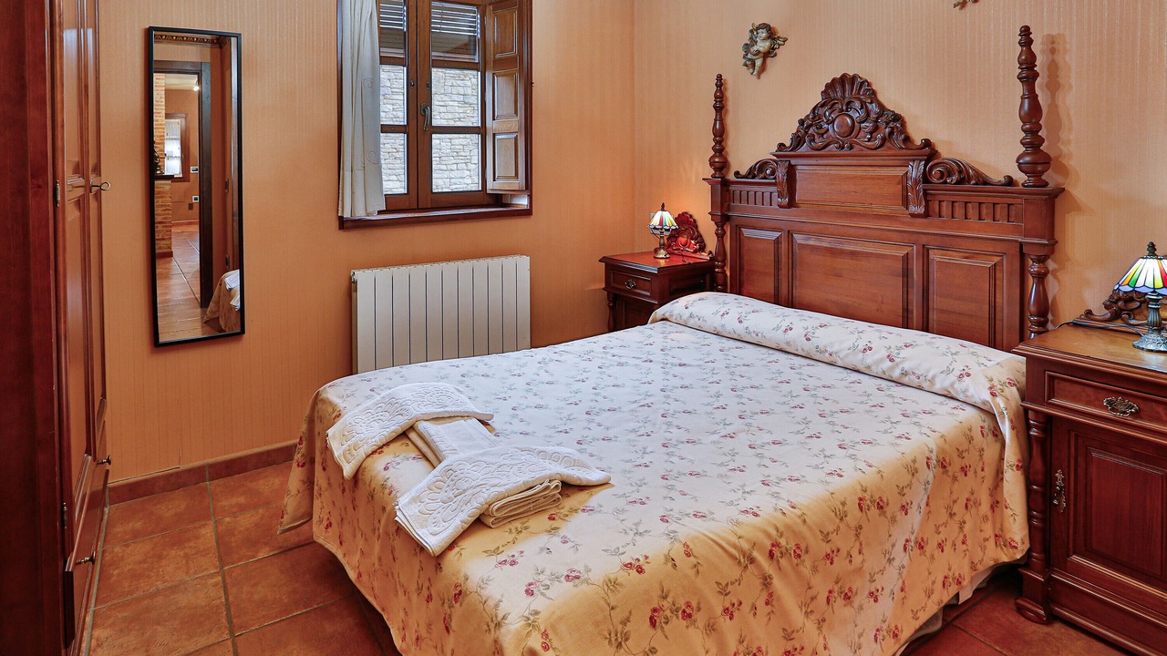Photo of Bedroom in Canalejas de Penafiel