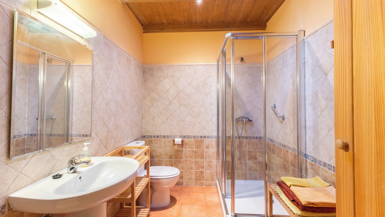 Photo of Bathroom in Navaluenga