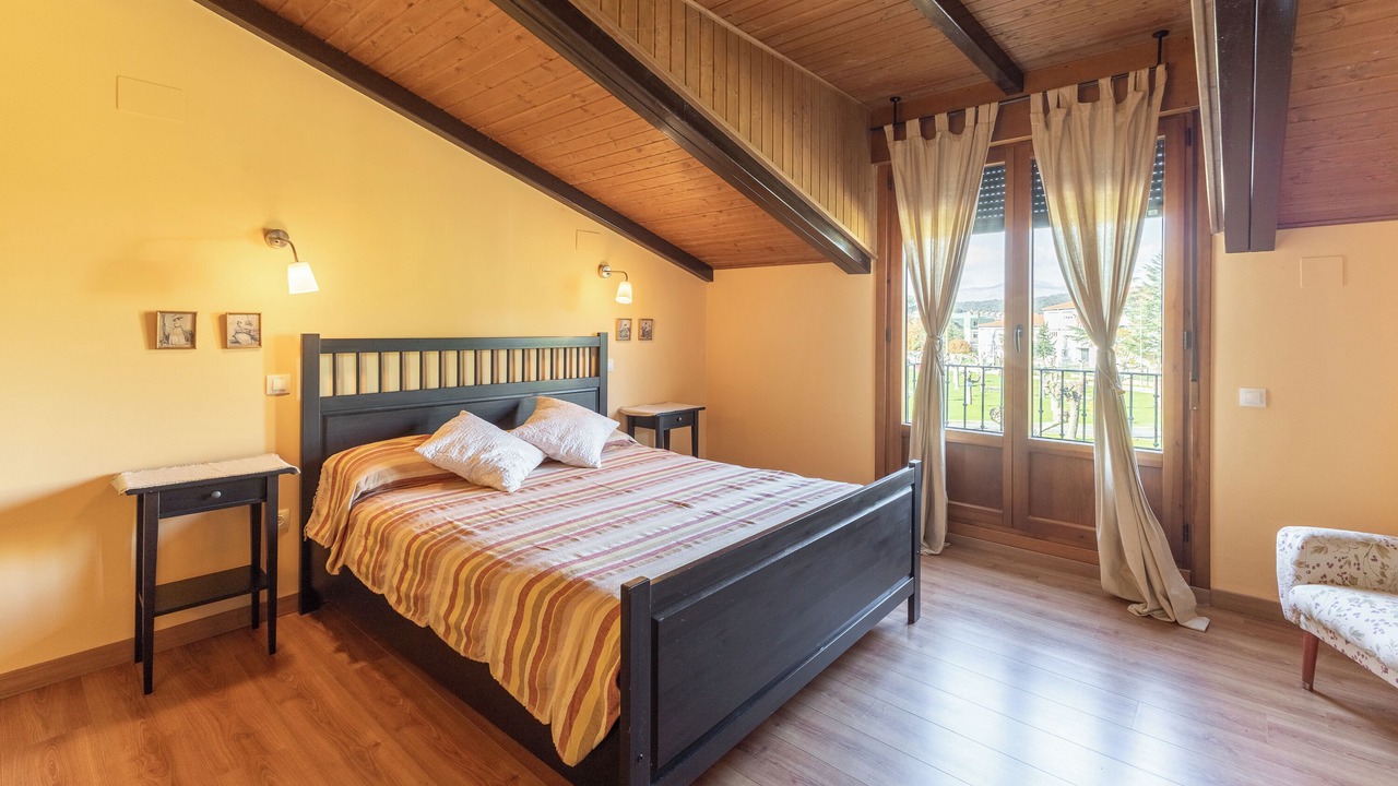 Photo of Bedroom in Navaluenga