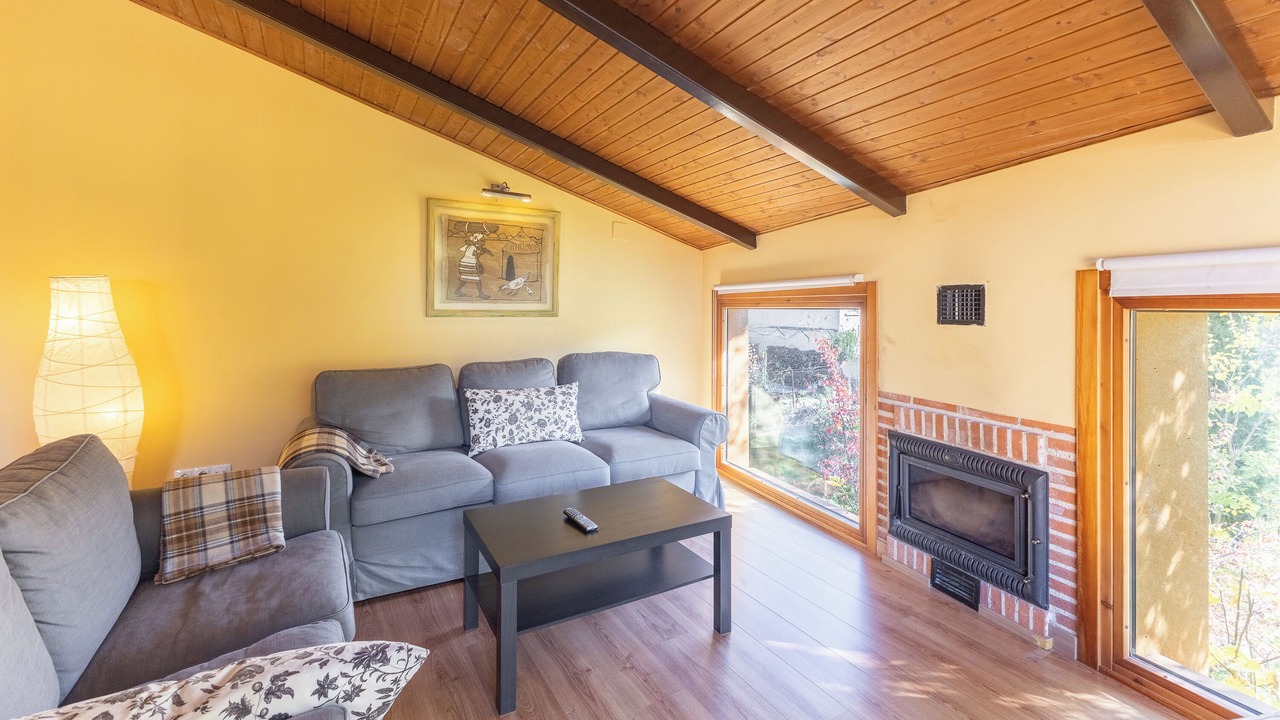 Photo of Livingroom in Navaluenga