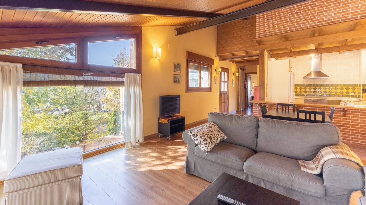 Photo of Livingroom in Navaluenga