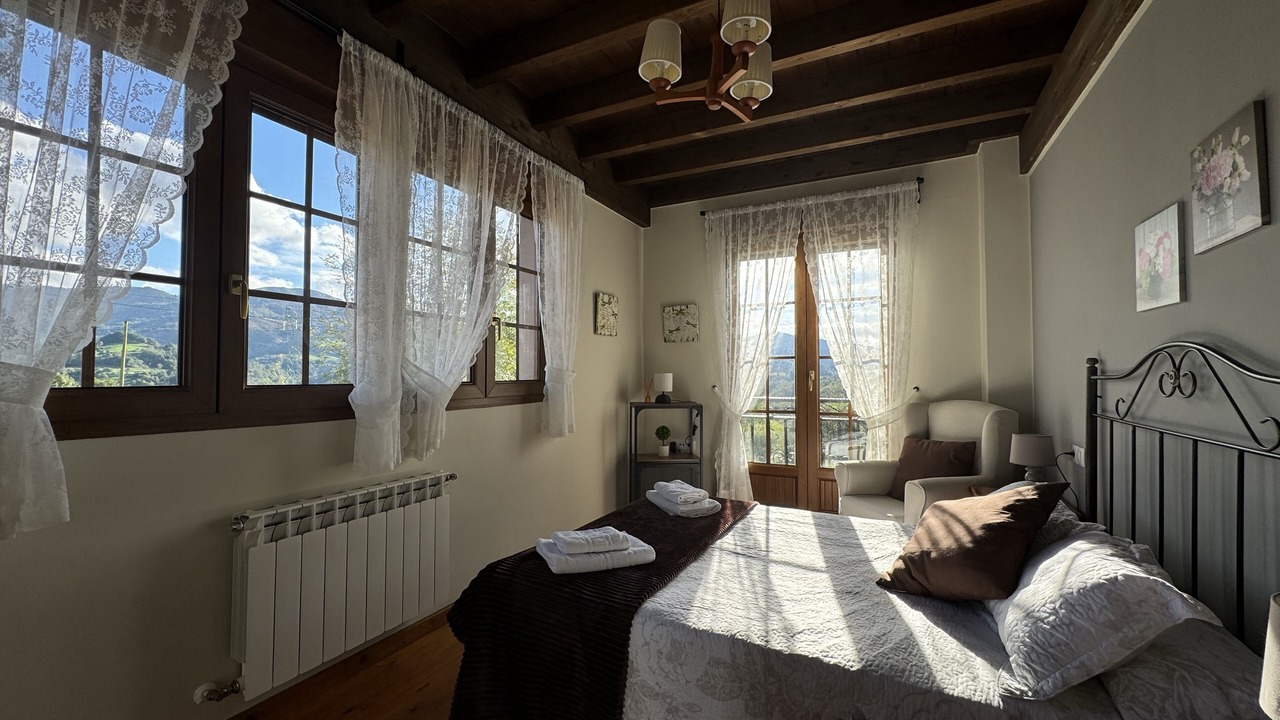 Photo of Bedroom in Santianes de Ola