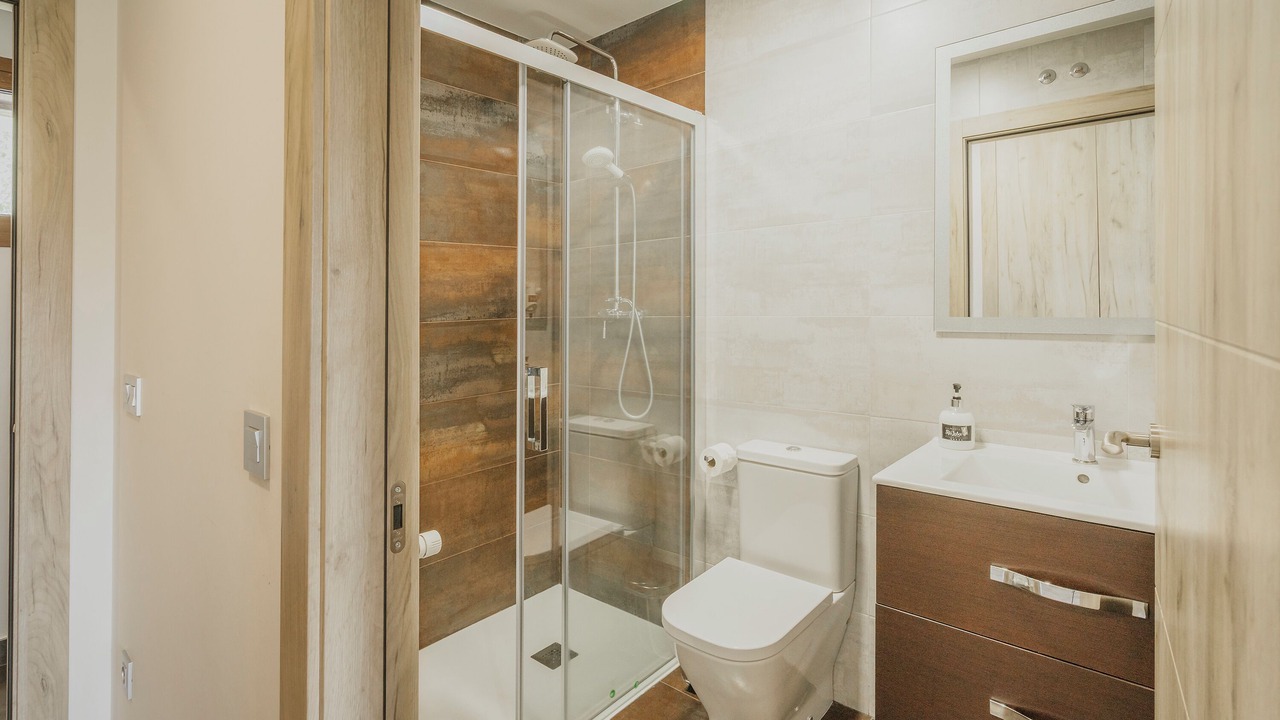 Photo of Bathroom in San Leonardo de Yague