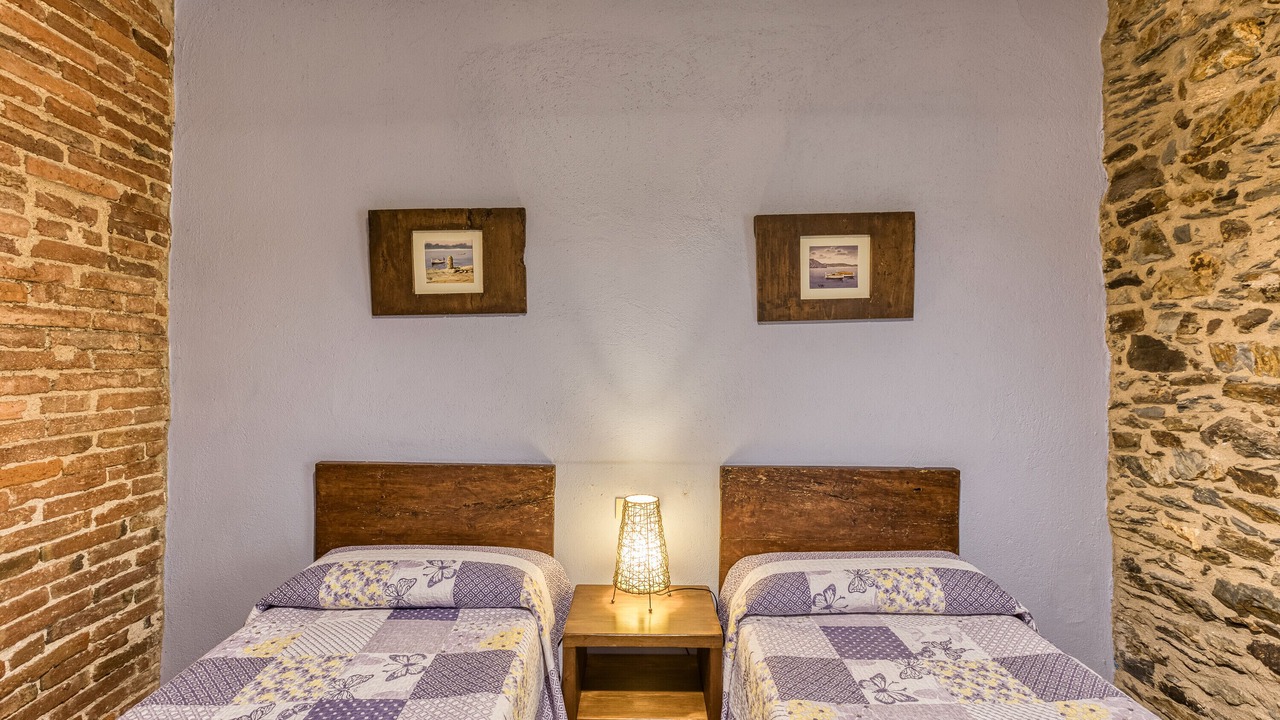 Photo of Bedroom in Garriguella