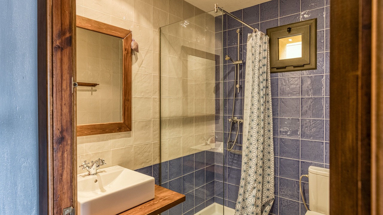 Photo of Bathroom in Garriguella