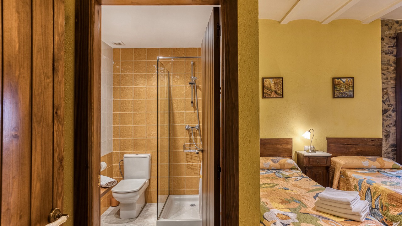 Photo of Bathroom in Garriguella