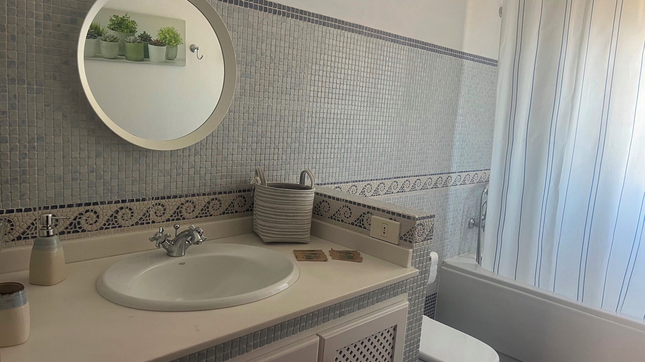 Photo of Bathroom in Frontera