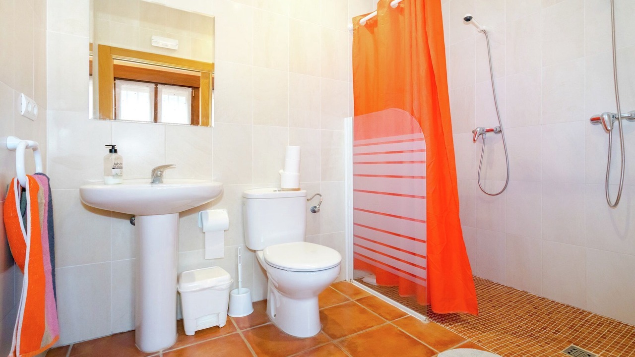 Photo of Bathroom in Salinillas de Buradon