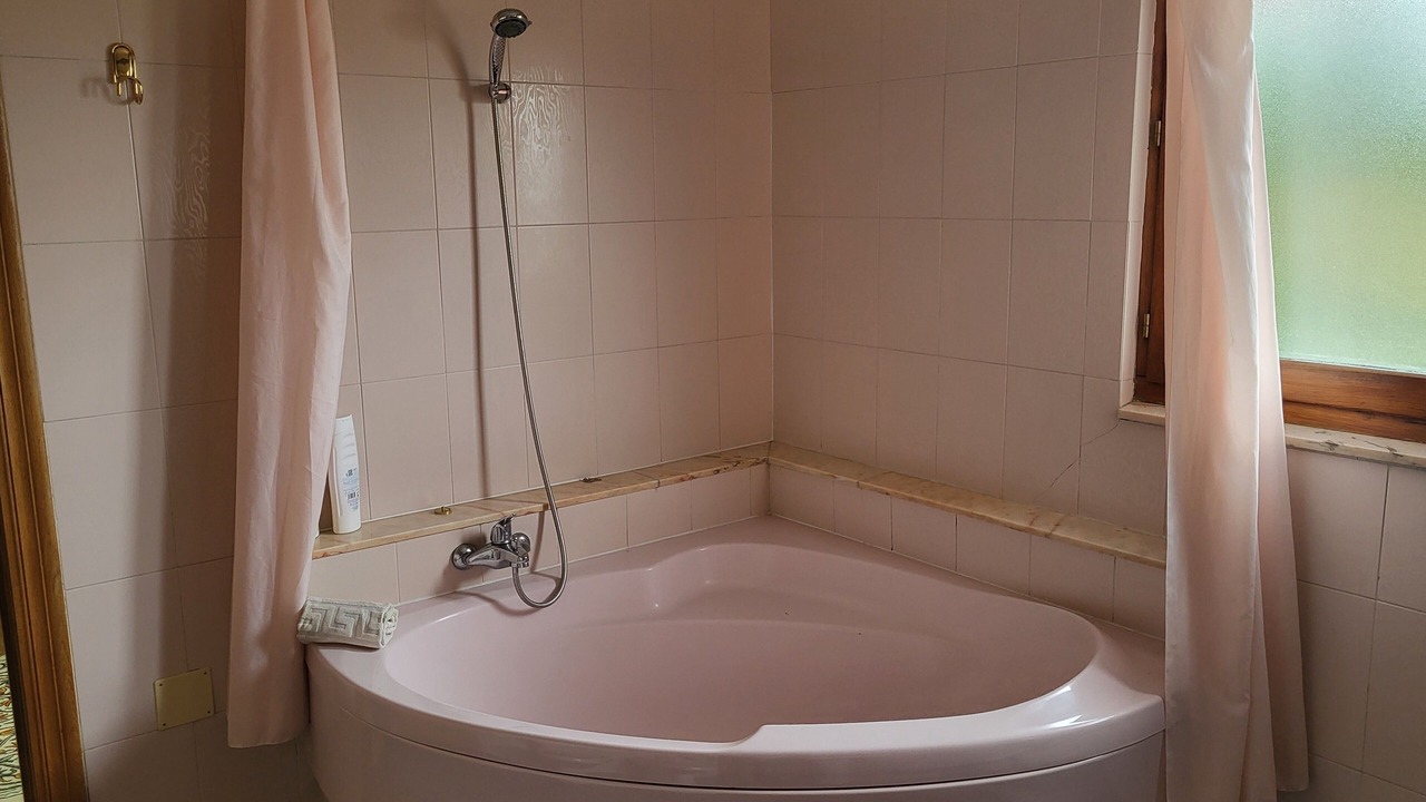 Photo of Bathroom in Carbajal de la Legua