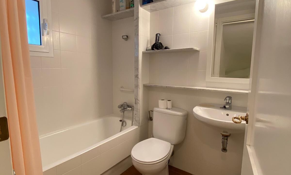 Photo of Bathroom in Cadaques