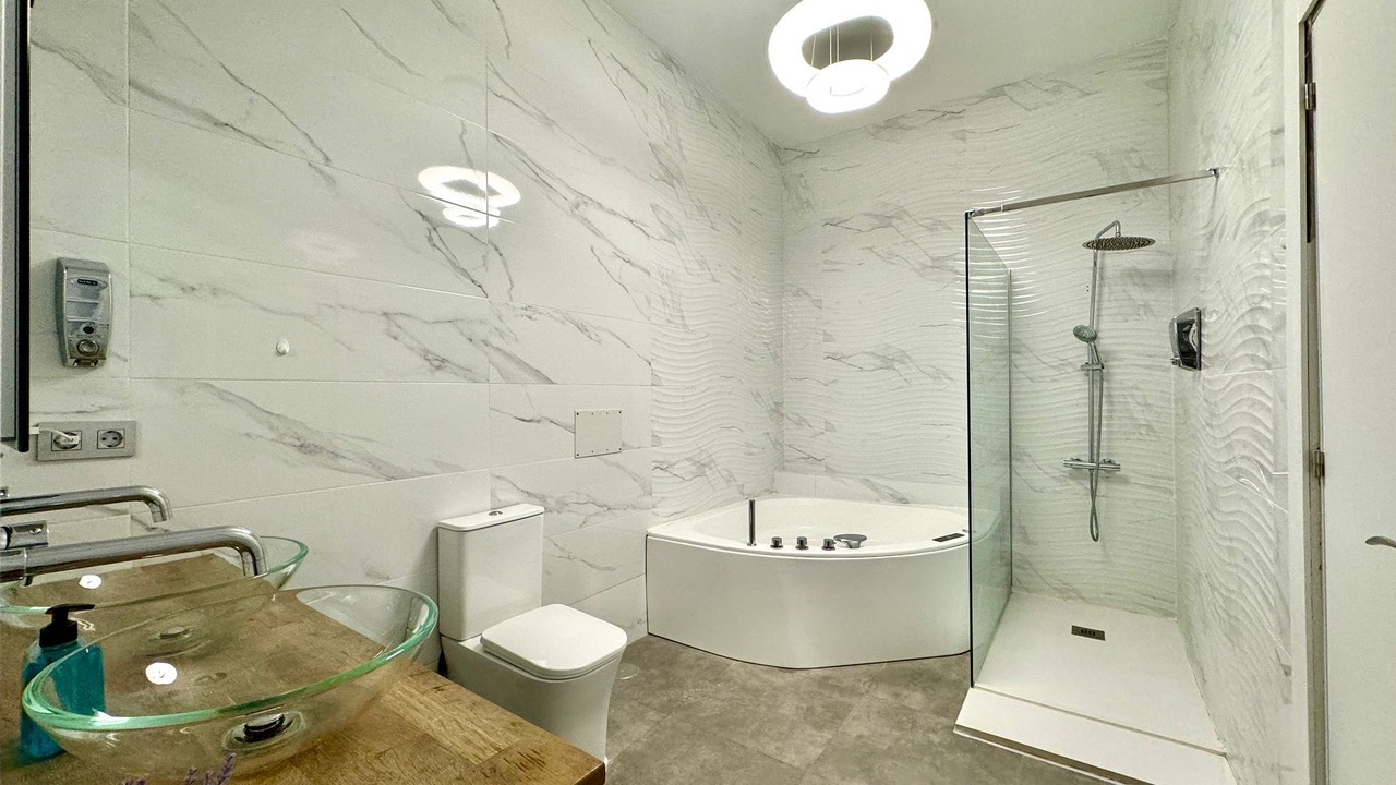 Photo of Bathroom in Raval Roig