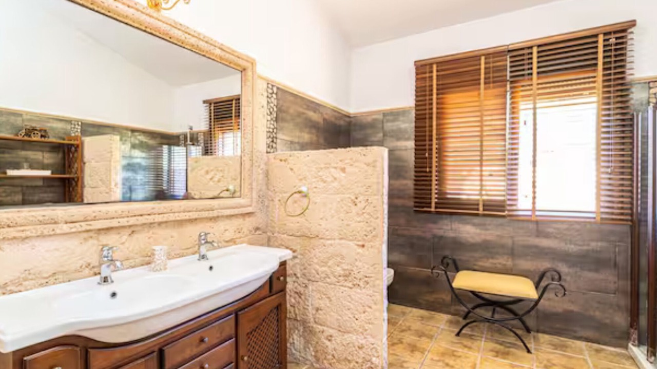 Photo of Bathroom in Puntiro