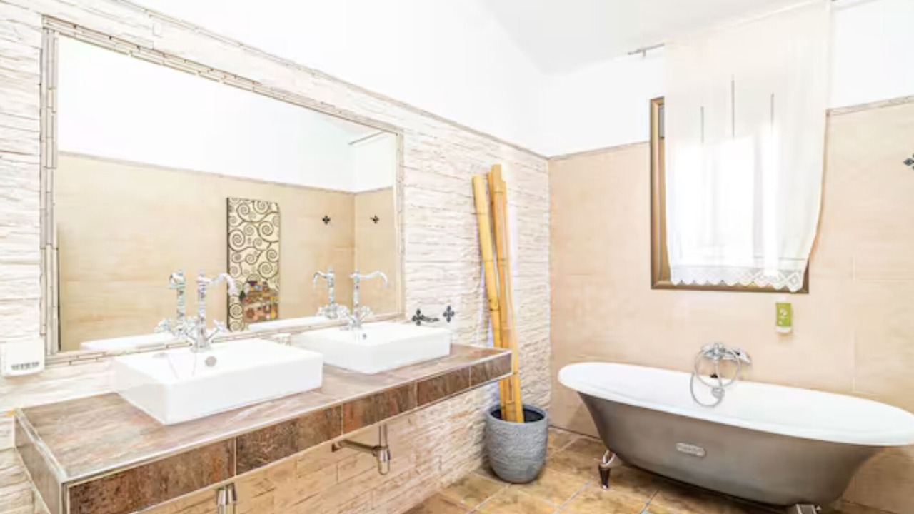 Photo of Bathroom in Puntiro