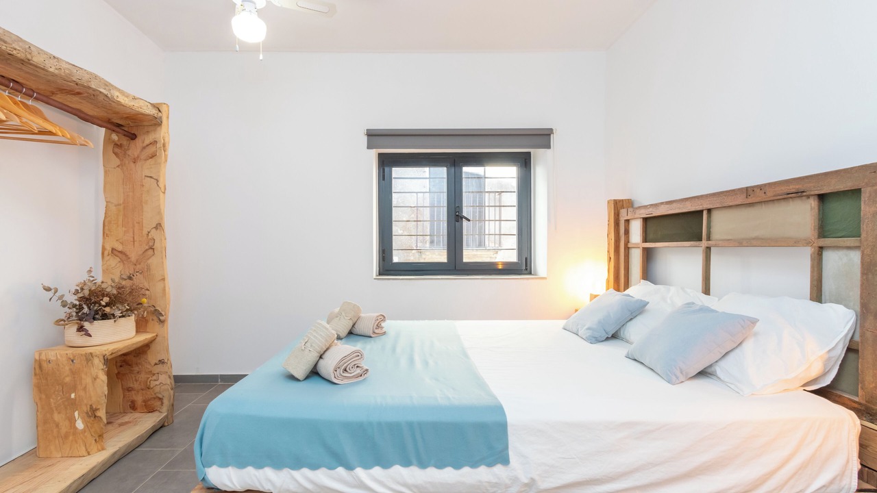 Photo of Bedroom in Sant Jordi Desvalls