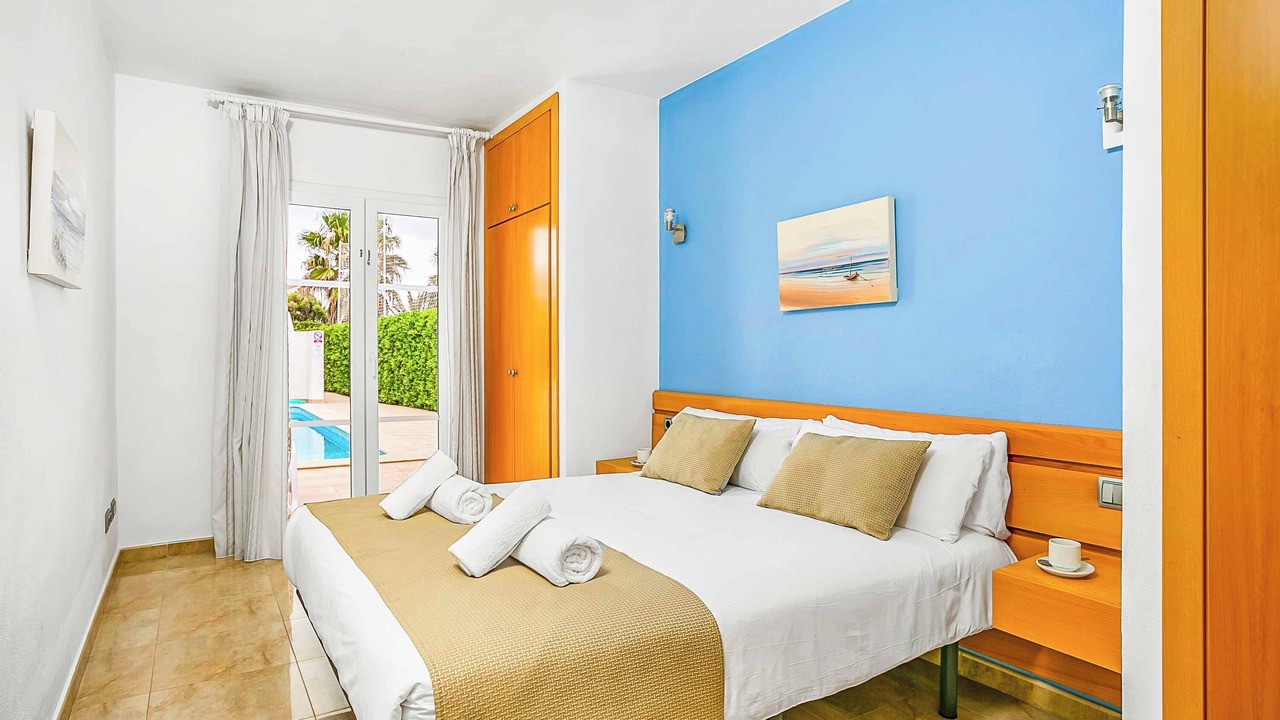 Photo of Bedroom in Cala en Blanes