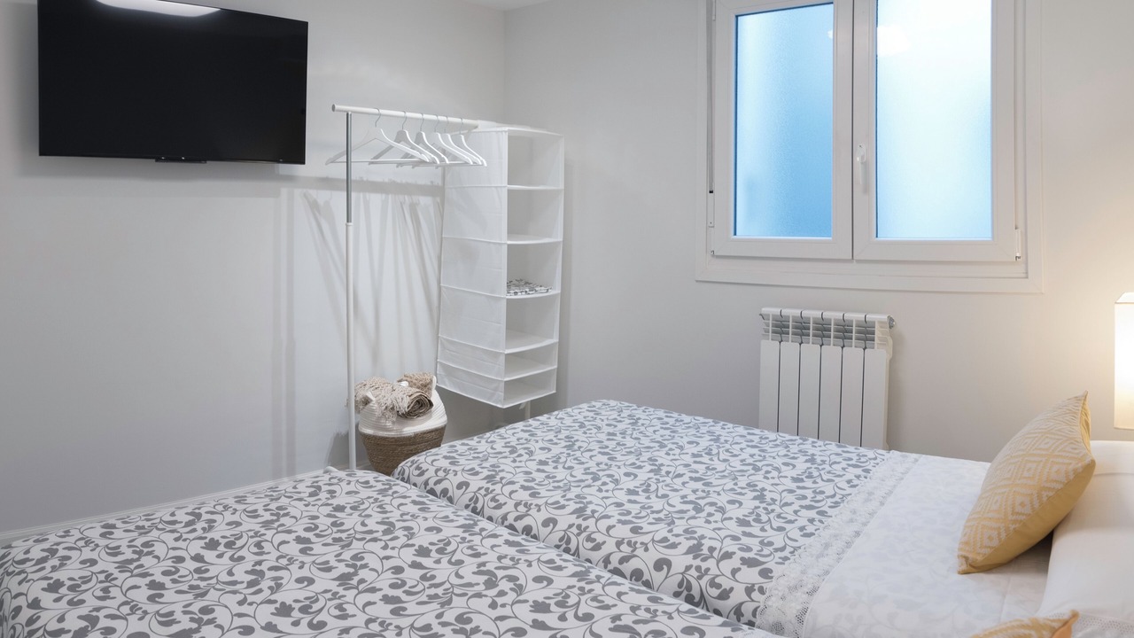 Photo of Bedroom in Logrono Historic Centre