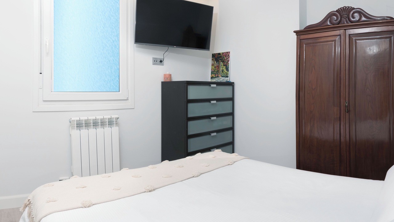 Photo of Bedroom in Logrono Historic Centre