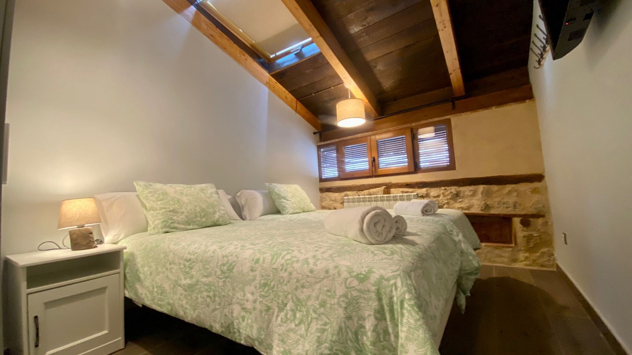 Photo of Bedroom in Mambrilla de Castrejon