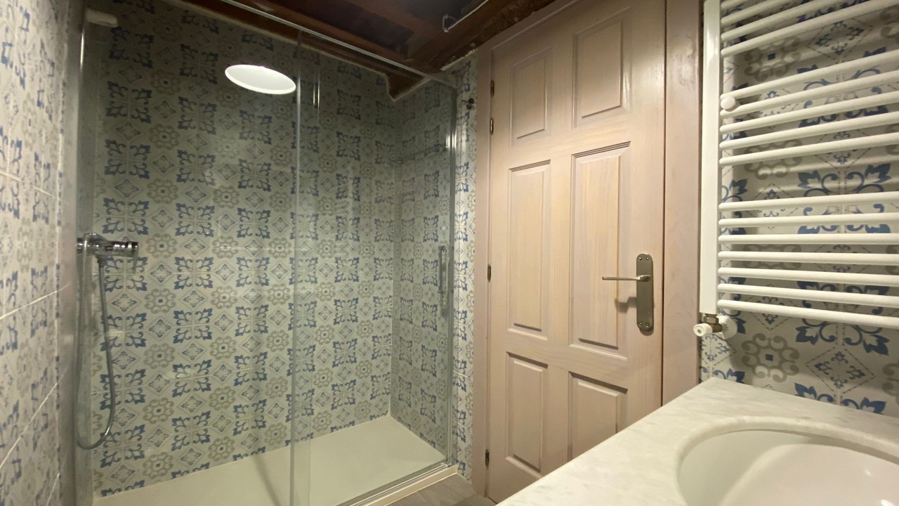 Photo of Bathroom in Mambrilla de Castrejon