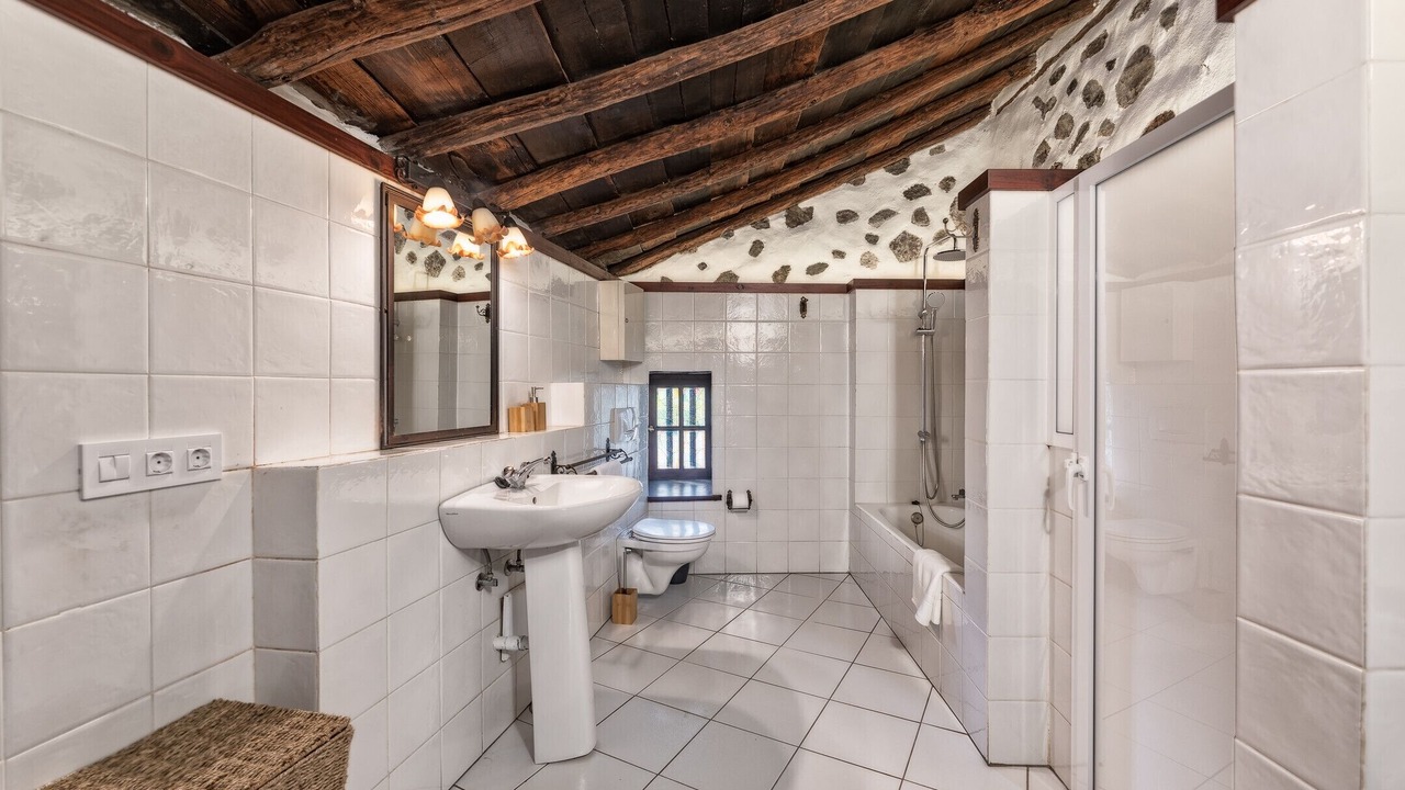 Photo of Bathroom in Brena Alta