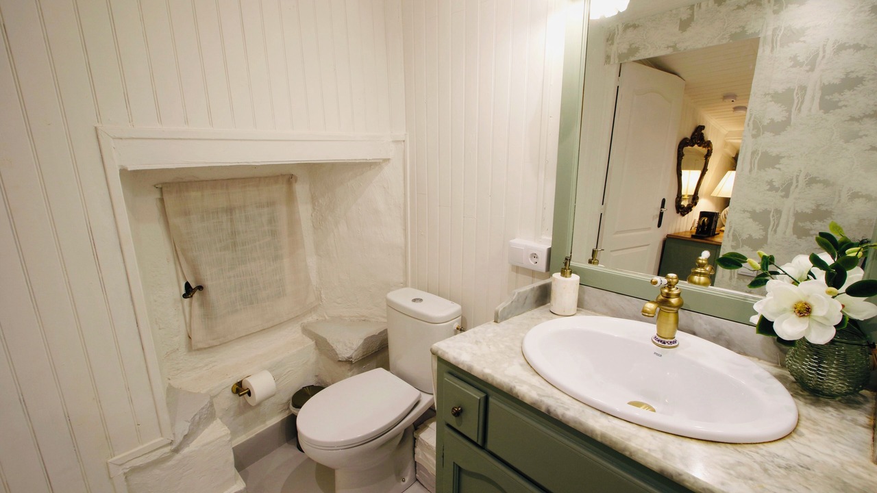 Photo of Bathroom in Celra