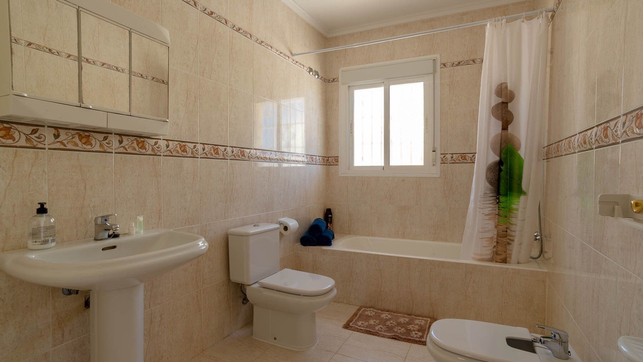 Photo of Bathroom in Quesada