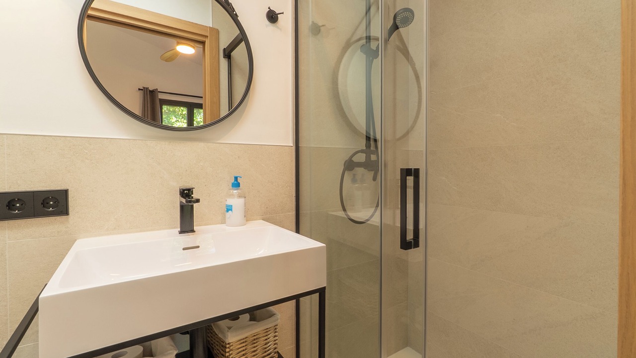 Photo of Bathroom in Biniaraix