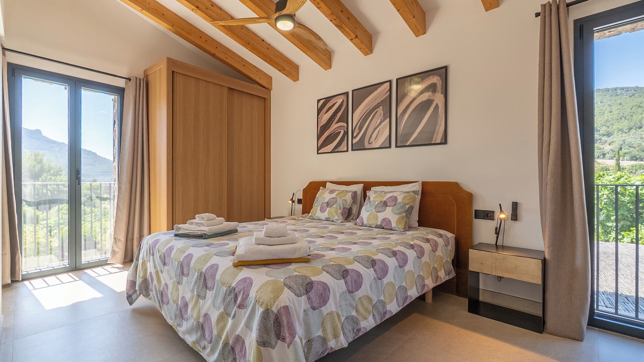 Photo of Bedroom in Biniaraix