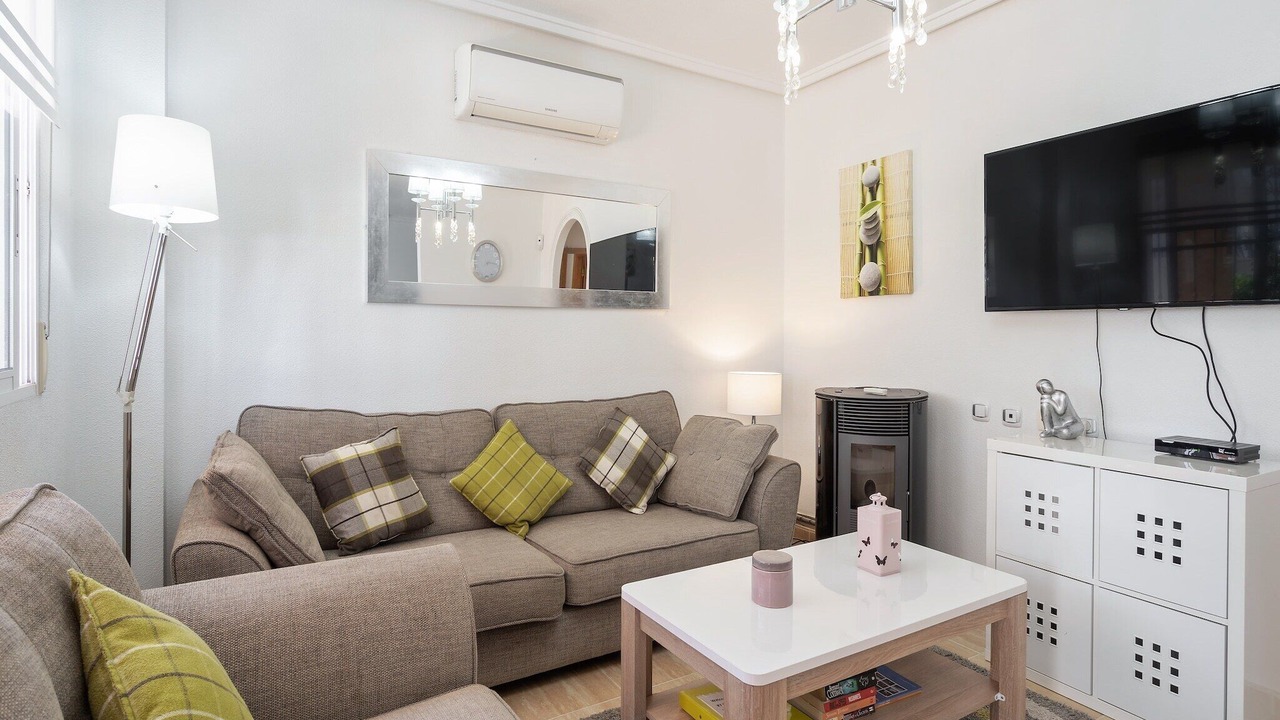 Photo of Livingroom in Lo Crispin