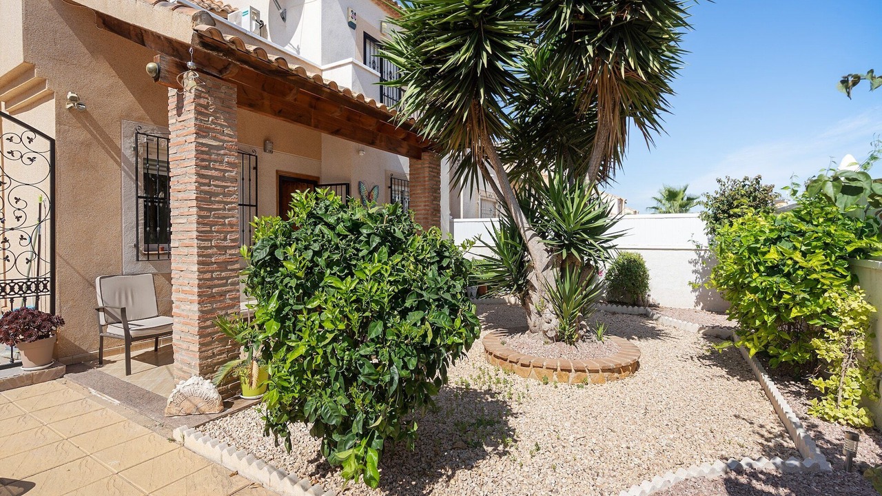 Photo of Outdoor in Lo Crispin