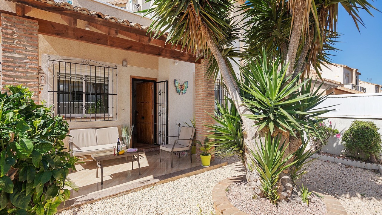 Photo of Outdoor in Lo Crispin
