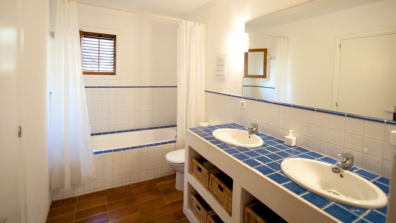 Photo of Bathroom in Sant Josep de sa Talaia
