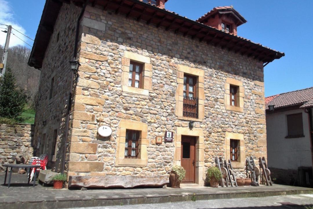 Photo of Buildings in Pejanda