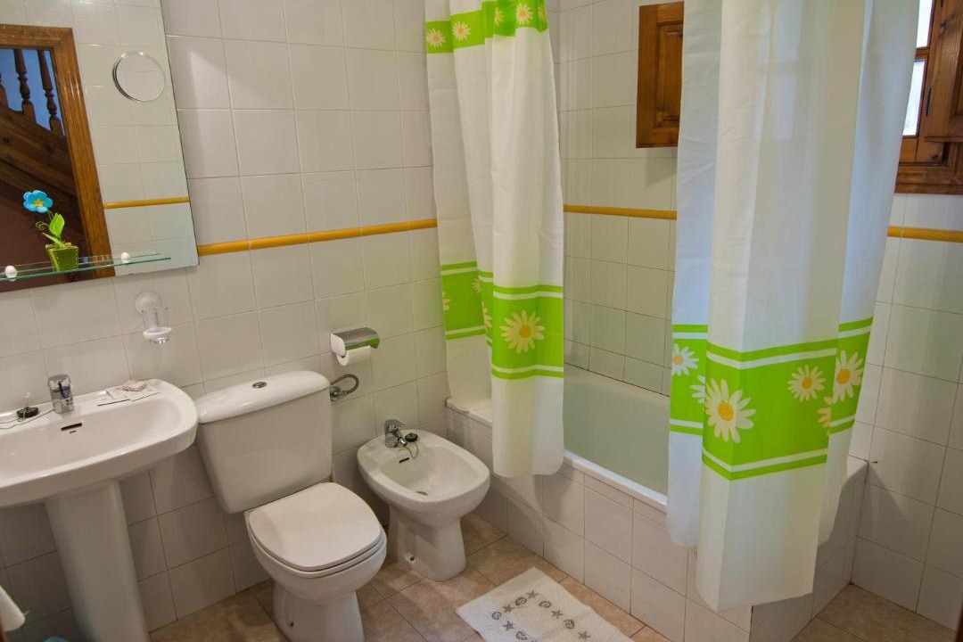 Photo of Bathroom in Turieno